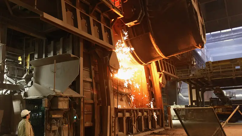 Heavy Steelworks and Manufacturing Goliath Cranes